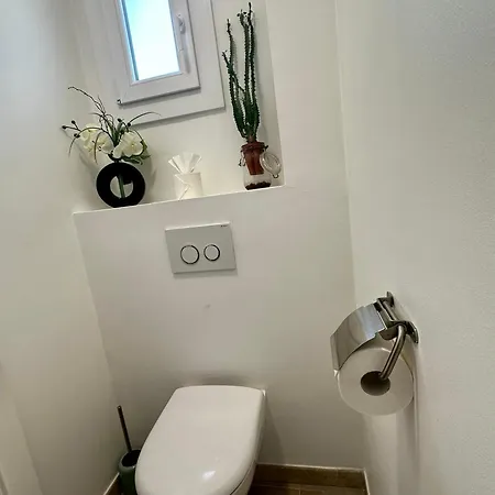 Village Options Parking And Baby Apartment Cassis