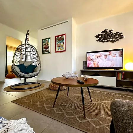 72 M2 Confort Et Calme Options Baby Bébé Cassis